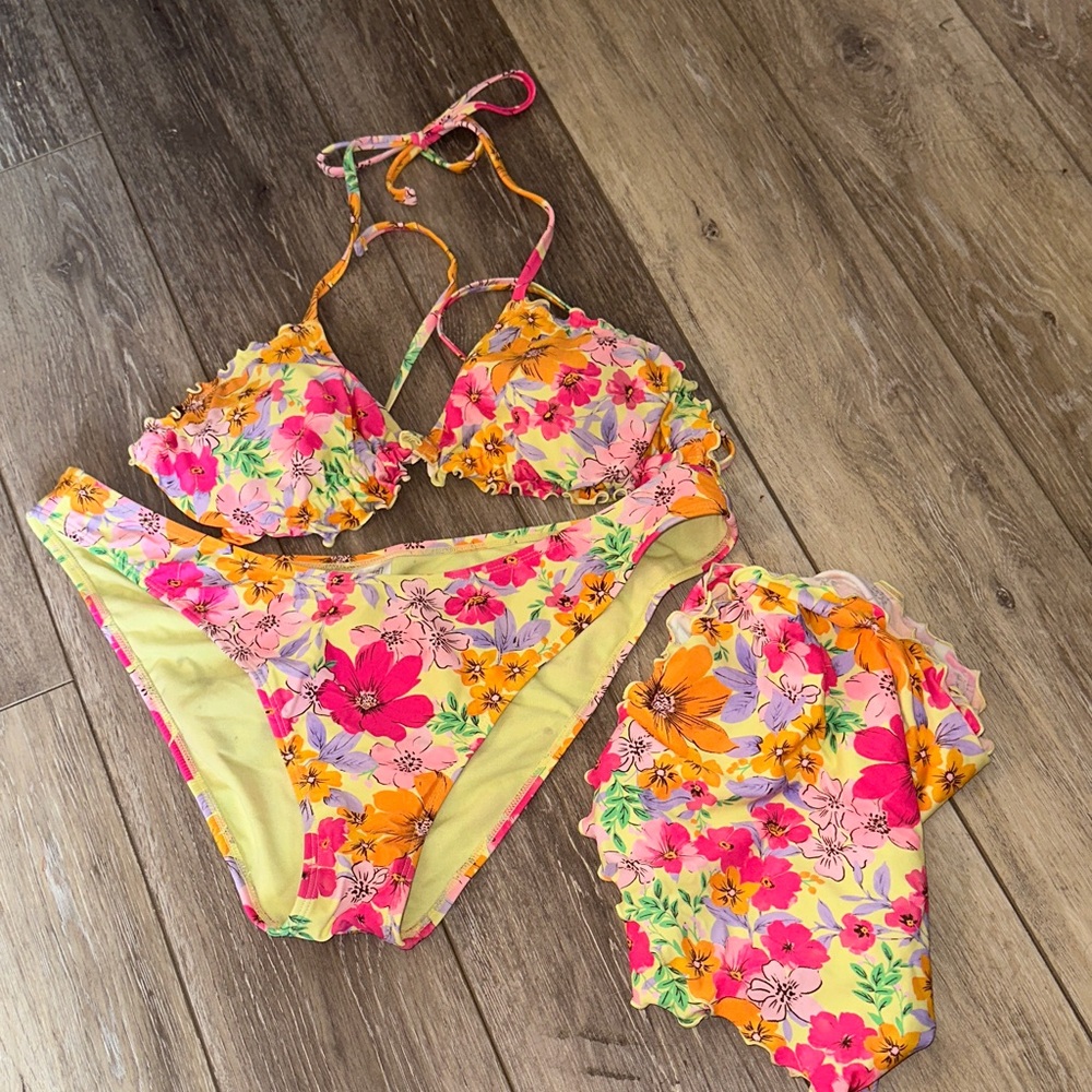 Wild fable bikini set and sarong
